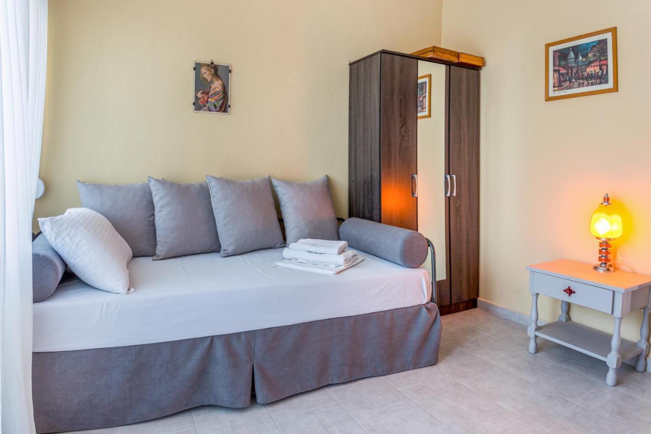 Kate'S Modern 2 Bedroom Apartment In Perea Peraia  Exterior photo
